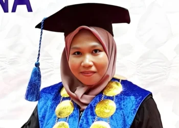 Prof Dr Rita Novita MPd ditetapkan Guru Besar bidang kepakaran Pendidikan Matematika, khususnya Pembelajaran Bilangan dan Aljabar.
