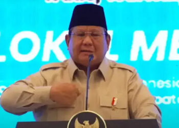 Presiden Prabowo Subianto saat memberikan pidato kunci di Jakarta, menegaskan tekadnya untuk menjamin kepastian hukum tanpa menjadikannya sebagai alat politik. (Foto: Dok. Sekretariat Negara)