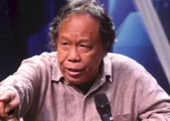 Budayawan Mohammad Sobary saat memberikan pernyataan keras terkait kekecewaannya terhadap kepemimpinan dan integritas Presiden ke-7 RI, Joko Widodo. (Foto: Dok. Forum Keadilan TV)