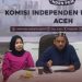 Ketua Divisi Teknis Penyelenggaraan KIP Aceh Munawarsyah didampingi Anggota KIP Aceh Ranisah saat meluncurkan Sistem Informasi Partai Politik (SIPOL) bagi Partai Politik Lokal di Aceh, Jum'at (24/6)