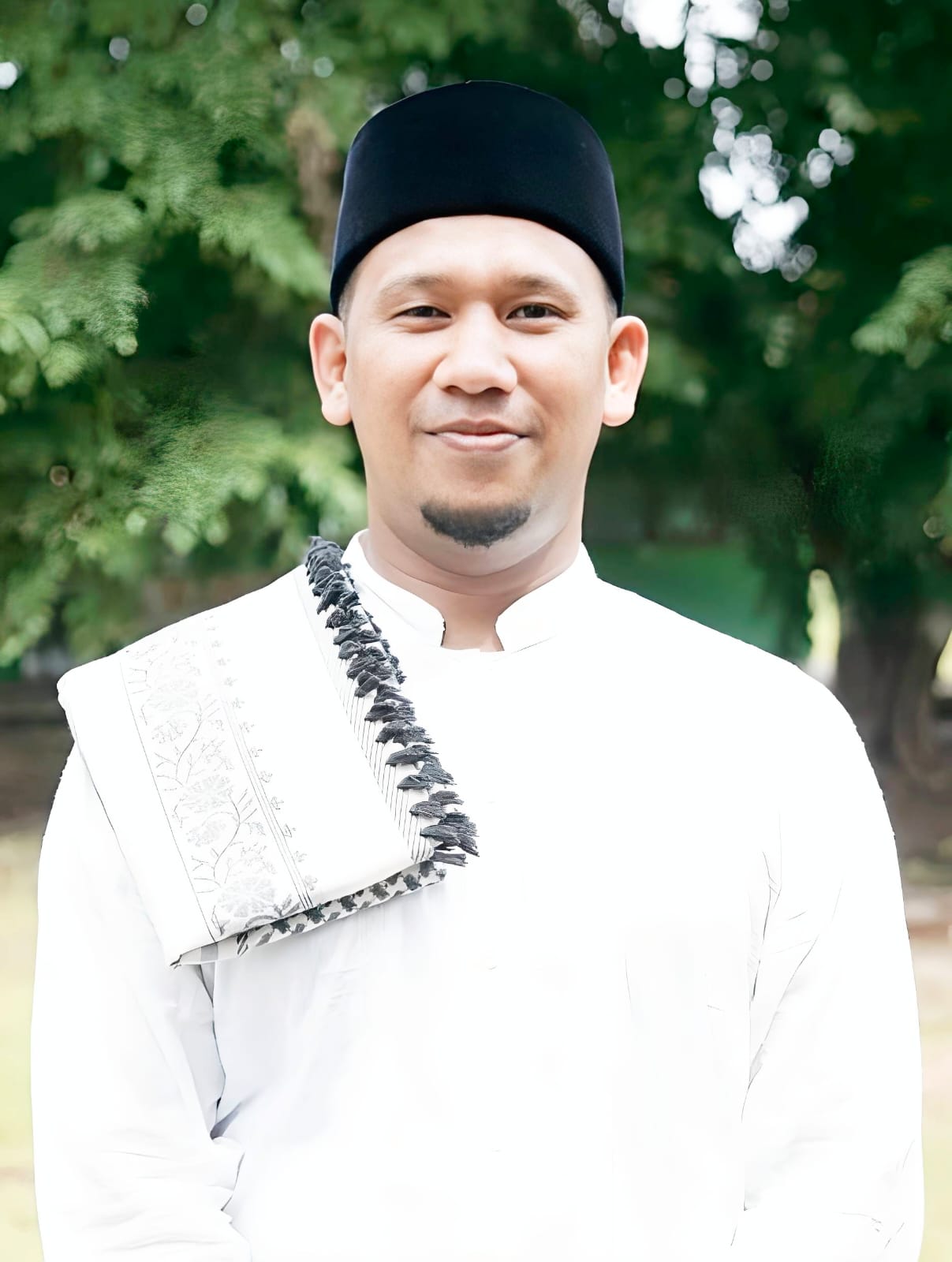 Ustadz Awaluddin Abd Latif SPdI MPd, Wakil Pimpinan Pesantren Al-Manar Cot Irie Kabupaten Aceh Besar