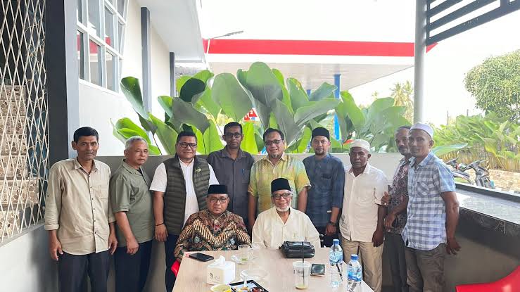 Ketua DPW PBB Aceh Erly Hasyim dan Ketua MPW PBB Aceh Muhammad Yus melakukan pertemuan dengan pengurus DPC Lhokseumawe dan Aceh Utara