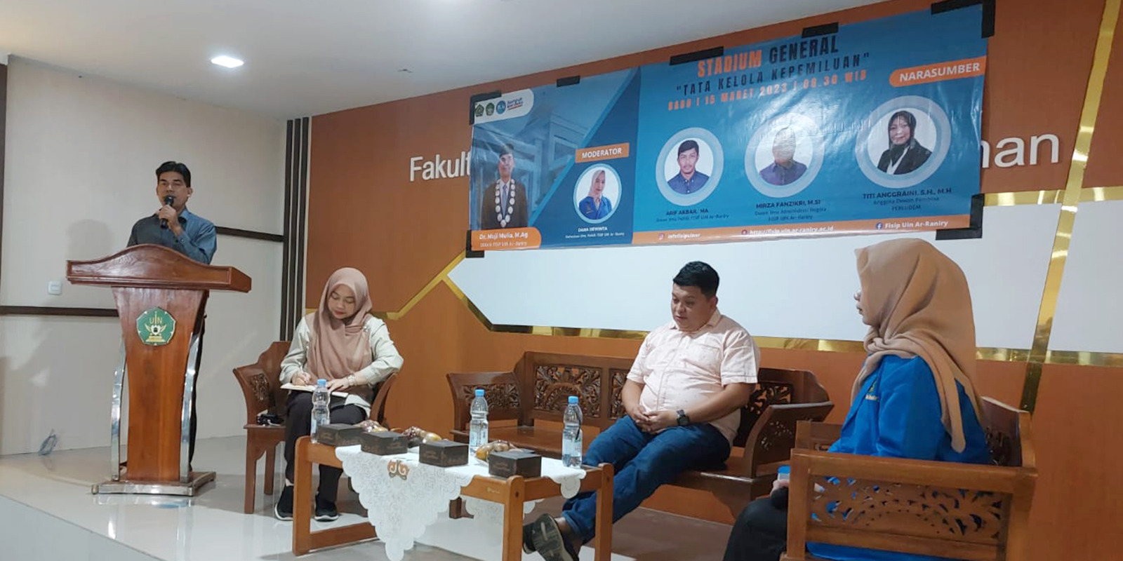 FISIP UIN Ar-Raniry menggelar Stadium General Kepemiluan menyongsong pesta demokrasi lima tahunan Pemilu 2024, di kampus setempat, Rabu (15/3)