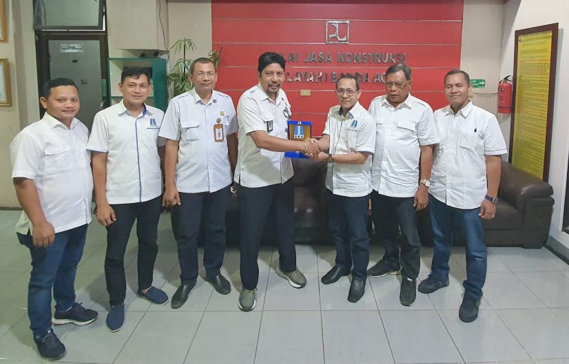 Ketua Umum BPP AKA Mustafa Umar ST melakukan audiensi dan silaturahmi dengan Balai Jasa Konstruksi Wilayah I Banda Aceh pada Senin (13/3)