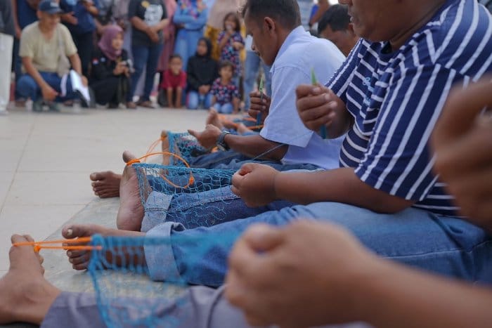 Tujuh peserta ikut merajut jaring atau dikenal cop pukat racing. Lomba ini merupakan salah satu rangkaian Sabang Marine Festival (SMF) 2023, yang digelar di Tugu Merah Putih, Sabang, Sabtu sore (18/3)