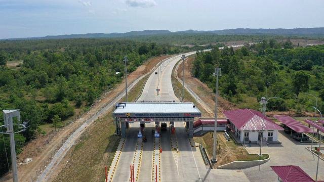 Pedagang kuliner di Aceh Besar mengeluhkan jumlah omzet penjualannya anjlok sebagai dampak dari pembangunan jalan Tol Sigli - Banda Aceh (Sibanceh)