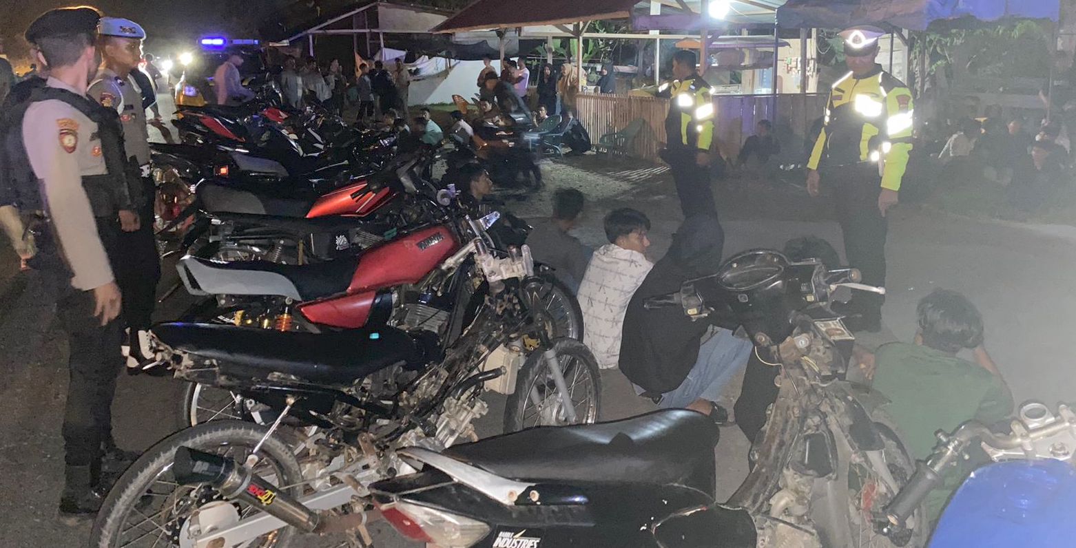 Tim gabungan Polres Aceh Utara menggagalkan aksi balap liar di kawasan Jalan Line PT PGE Gampong Nibong Baroh Kecamatan Nibong, Aceh Utara, Selasa dini hari (28/3) dan mengamankan 48 sepeda notor