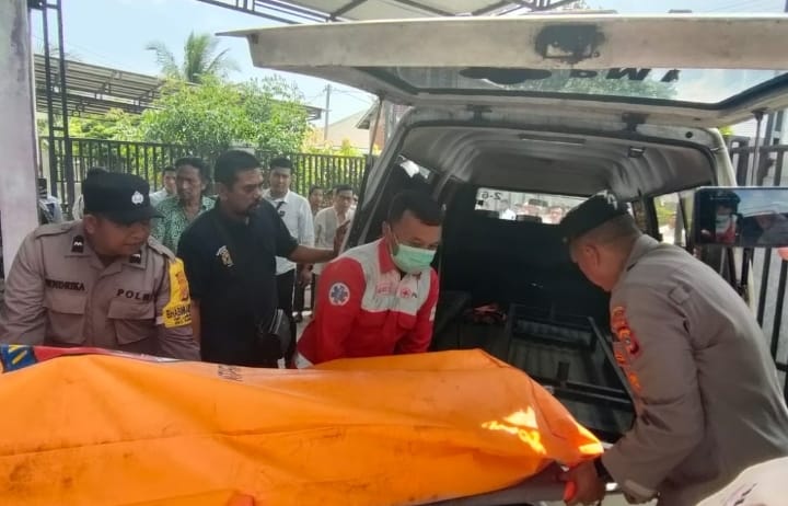 Kasatker Penyediaan Perumahan Rakyat Kementerian PUPR Provinsi Aceh ditemukan tewas dengan kondisi tergantung di rumah kosnya, Desa Lamlagang, Kecamatan Baiturahman, Banda Aceh, Selasa (2/5)