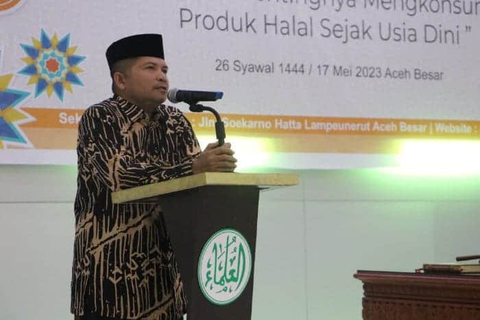 Ketua MPU Aceh Tgk H Faisal Ali membuka kegiatan Badan Otonom MPU Aceh Tahun 2023 di Gedung Tgk Haji Abdullah Ujong Rimba MPU Aceh, Rabu (17/5)
