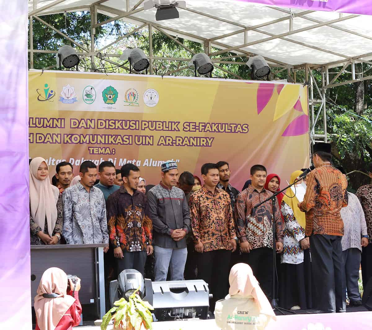 Pengurus Forum Alumni Fakultas Dakwah dan Komunikasi (Alfada) UIN Ar-Raniry mengukuhkan para pengurus ikatan alumni lima Program Studi di lingkungan FDK UIN Ar-Raniry, Kamis (25/5)