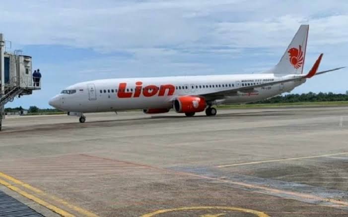 Pesawat maskapai Lion Air rute Medan, Sumut menuju Banda Aceh gagal mendarat di Bandara Internasional Sultan Iskandar Muda (SIM) Aceh Besar, Selasa (2/5)