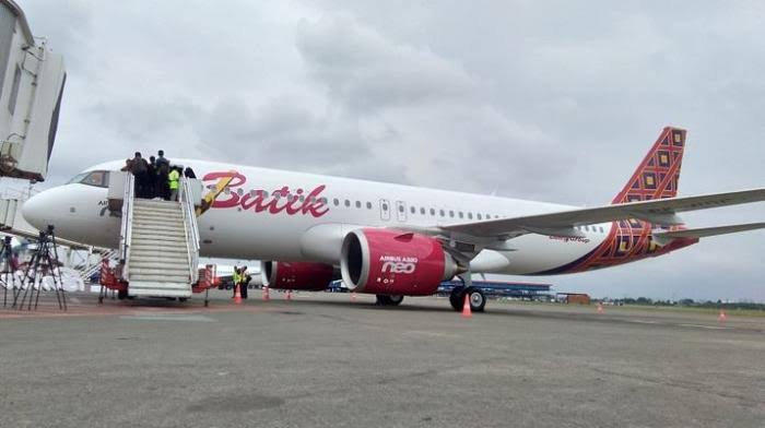 Maskapai Batik Air kembali melayani penerbangan reguler pagi hari dari Banda Aceh ke Jakarta pukul 07.00 WIB mulai Selasa (20/6)