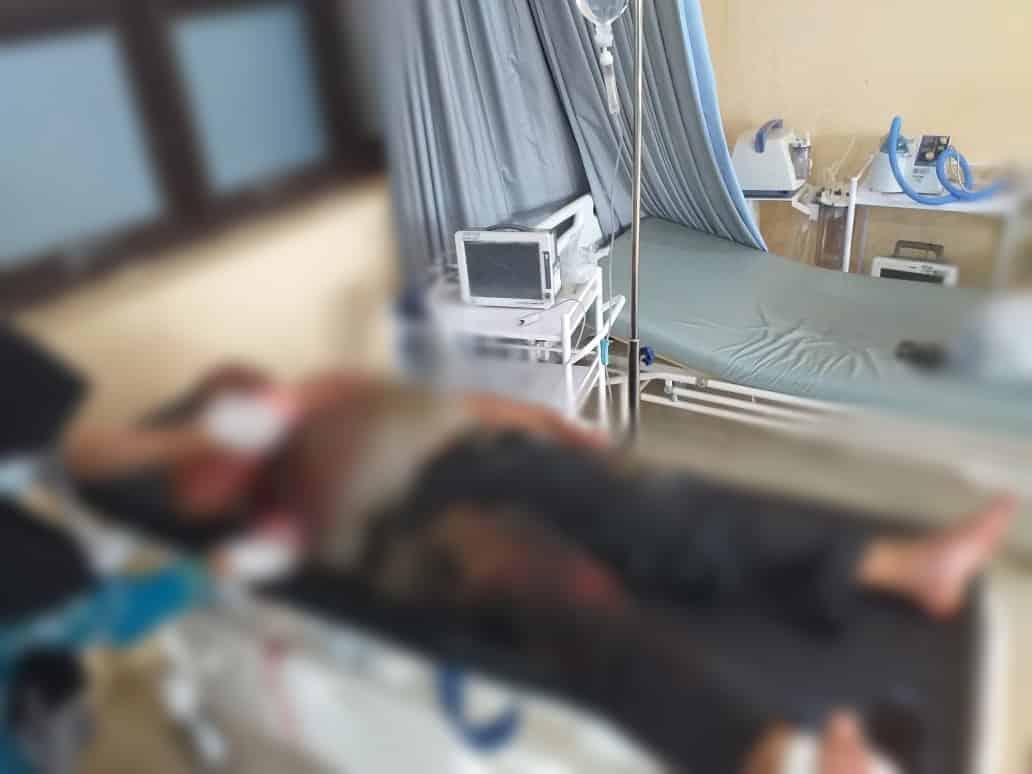 Keuchik Gampong Lampisang, Kecamatan Peukan Bada, Aceh Besar yakni Syuib (46) dibacok warga