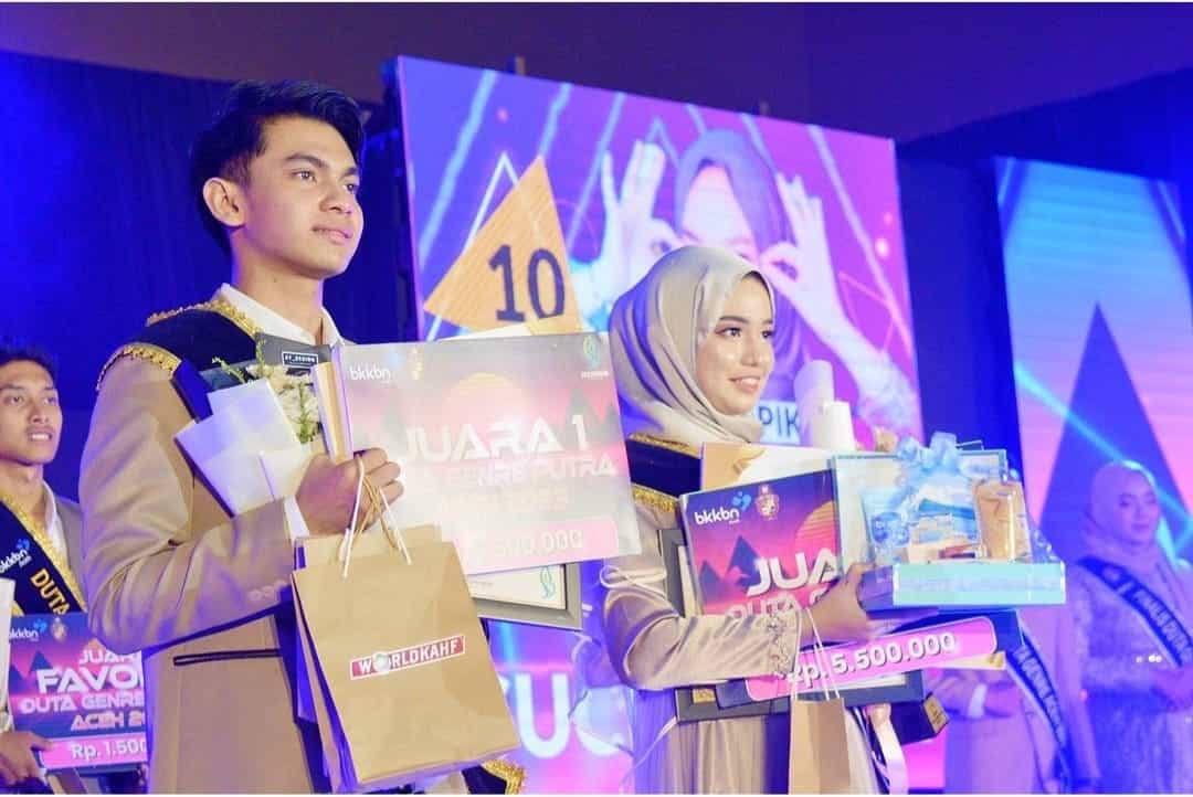 Muhammad Dzaky Raihan dari PIK-R Al Munwarah Abdya dan Ilzar Tri Ansani dari PIK-R Tunas Unggul Aceh Timur dinobatkan sebagai Duta Generasi Berencana (GenRe) Aceh Tahun 2023