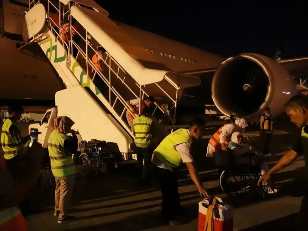 392 jemaah haji Aceh kloter 3 tiba di Bandara SIM, Jum'at (7/7) pukul 04.26 WIB