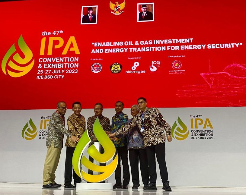 Menteri ESDM Arifin Tasrif, Pj Gubernur Aceh Achmad Marzuki dan Kepala BPMA Teuku Mohamad Faisal menghadiri pembukaan kegiatan The 47th IPA Convention & Exhibition (Convex) 2023 di Indonesia Convention Exhibition (ICE) BSD City, Tangerang Selatan, Selasa (25/7)