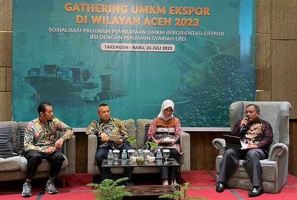 BSI bersinergi dengan Kementerian Perdagangan dan Lembaga Penjaminan Ekspor Indonesia (LPEI), menyelenggarakan sosialisasi pembiayaan ekspor untuk UMKM Eksportir di Takengon, Aceh Tengah, Rabu (26/7)