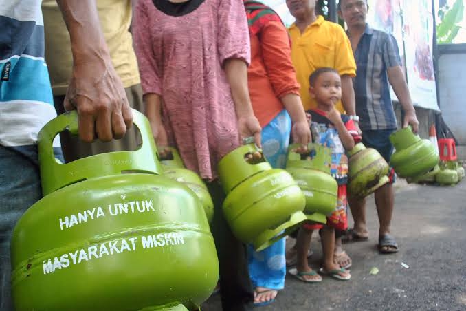 Hiswana Migas Aceh mendesak Pemerintah Aceh untuk segera membuat program subsidi tepat LPG bersubsidi ukuran kg di Aceh