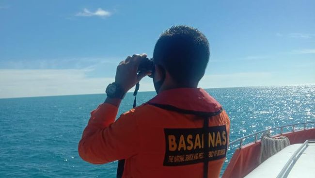Basarnas mencari kapal yang membawa turis yang hilang di Aceh Singkil (Dok. Basarnas Nias)