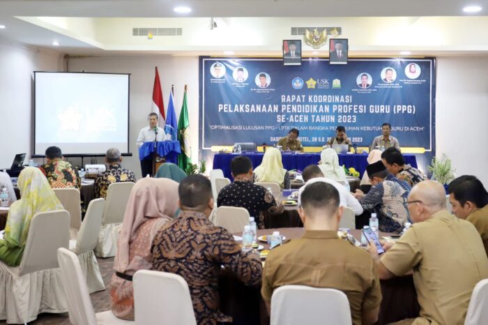 USK bersama lima kampus lainnya di Aceh, melaksanakan rapat koordinasi Pelaksanaan Pendidikan Guru (PPG) se-Aceh tahun 2023, di Hotel Oasis Banda Aceh, 29 Agustus 2023