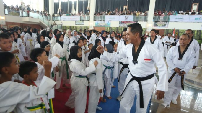 Pangdam IM Mayjen TNI Novi Helmy Prasetya membuka kejuaraan piala Pangdam Iskandar Muda Taekwondo Championship Tahun 2023, di Gedung Balee Meuseuraya Aceh (BMA), Sabtu (5/8)