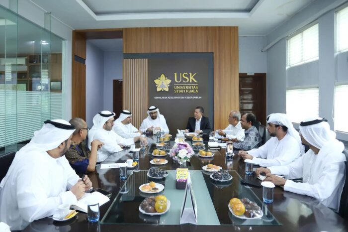 Rektor USK Prof Dr Ir Marwan menerima kunjungan delegasi Mohamed Bin Zayed (MBZ) University for Humanities di Ruang Mini Rektor USK, Banda Aceh, Rabu (20/9)