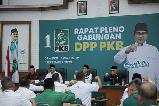 Rapat pleno gabungan yang dihadiri oleh sejumlah DPW PKB dari berbagai provinsi di Kantor DPW PKB di Surabaya pada Jum'at (1/9) memutuskan menerima pinangan dari Partai Nasdem untuk menduetkan Anies Baswedan dan Muhaimin Iskandar (Cak Imin) di Pilpres 2024