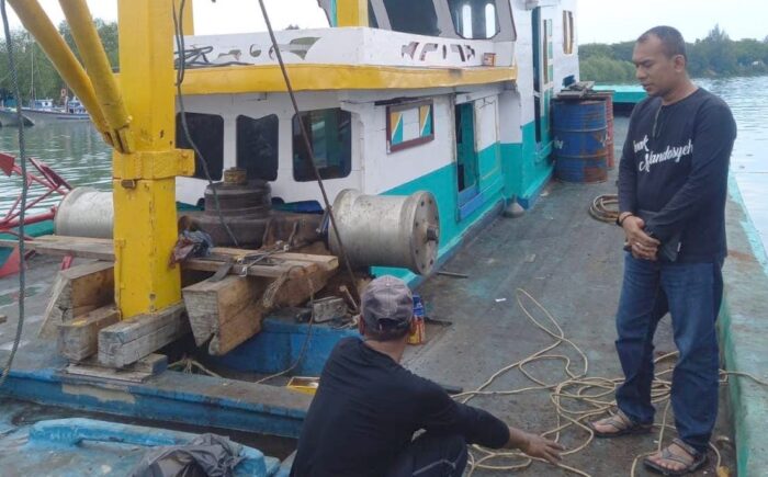 Nelayan di Lampulo Kecamatan Kuta Alam Banda Aceh mengeluhkan keterbatasan BBM Solar bersubsidi hingga mengalami kesulitan untuk pergi melaut
