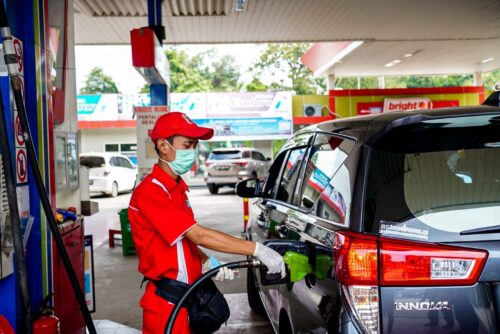 PT Pertamina kembali menaikkan harga BBM nonsubsidi per 1 Oktober 2023
