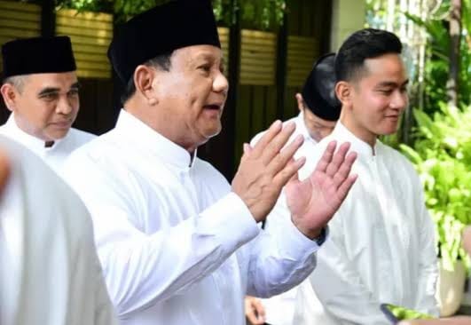 Ketua Umum Partai Gerindra Prabowo Subianto menerima usulan dari kelompok relawan Solidaritas Ulama Muda Jokowi (Samawi) yang mengusulkan agar Wali Kota Solo Gibran Rakabuming Raka digandeng sebagai cawapres
