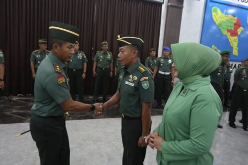 Pangdam IM Mayjen TNI Novi Helmy Prasetya memimpin acara Korps Raport Kenaikan Pangkat 27 Perwira Menengah di lingkungan Kodam IM, di Gedung Malahayati Makodam IM, Senin pagi (2/10)