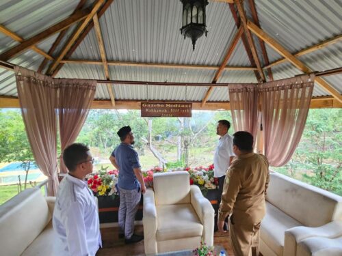 Ketua DPRK Aceh Besar Iskandar Ali dan Sekda Aceh Besar Sulaimi berkunjung ke Mahkamah Syar’iyah (MS) Jantho, Senin siang 6 November 2023