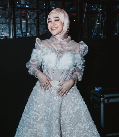 Runner Up Indonesian Idol musim ke-12 asal Aceh, Nabila Taqiyyah akan tampil mengisi closing ceremony PKA ke-8 di Taman Sulthanah Safiatuddin Banda Aceh, Ahad malam, 12 November 2023