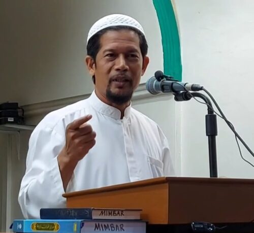 Wakil Dekan III Fakultas Adab dan Humaniora UIN Ar-Raniry, Dr Tgk H Ajidar Matsyah Lc MA