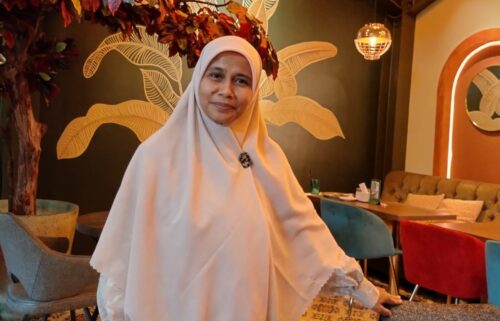 Seri Amalia, Guru SMA Negeri Krueng Barona Jaya, Aceh Besar