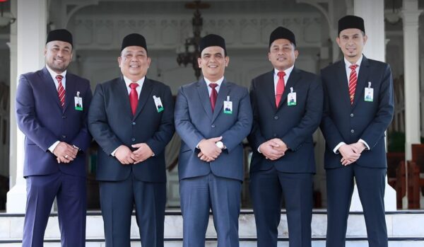 Jajaran Direksi Bank Aceh Syariah Periode 2023-2027 kini telah lengkap lima orang