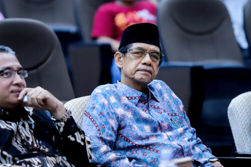Lembaga Studi Agama dan Masyarakat Aceh (LSAMA) menggelar peluncuran dan bedah buku “Hasbi Amiruddin Sang Inspirator” di Ruang Teater Museum UIN Ar-Raniry, Rabu (20/12)