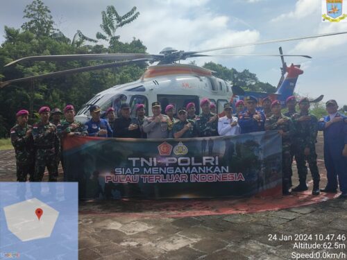Kapolda Aceh Irjen Pol Achmad Kartiko mengunjungi Pulau Rondo, Sabang bersama Kasdam IM Brigjen TNI Hadi Basuki serta Kabinda Aceh Brigjen TNI R Andi Roediprijatna Wiradikoesoema dan Asisten III Setda Aceh, Dr Iskandar AP, Rabu (24/1)