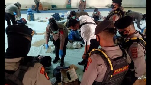 Tiga warga etnis Rohingya dilaporkan kabur dari tempat penampungan sementara di basement Gedung Balai Meuseuraya Aceh (BMA), Banda Aceh, Selasa dini hari, 23 Januari 2024