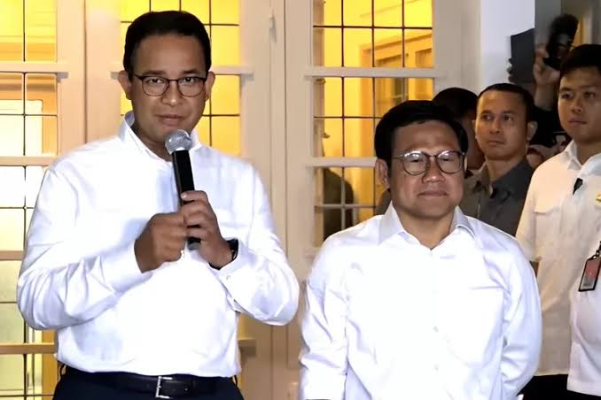 Pasangan Calon Presiden dan Wakil Presiden nomor urut 1 Anies Baswedan dan Muhaimin Iskandar melakukan konferensi Pers di Markas TimNas AMIN, Jalan Dipenogoro, Menteng, Jakarta, Rabu malam (14/2)