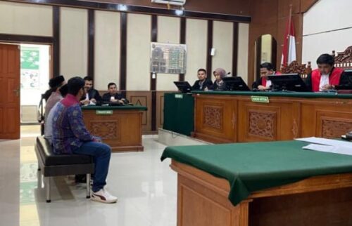 Tiga terdakwa perkara Pidana Pemilu yakni 2 Caleg PPP dan keuchik yang membagi rice cooker dituntut 6 bulan penjara oleh JPU Kejari Bireuen, dalam sidang di Pengadilan Negeri Bireuen, Jum'at (23/2/2024)