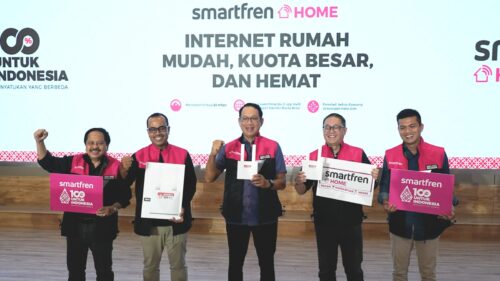 Smartfren membawakan produk terbarunya, yaitu Smartfren Home RE11 yang merupakan wireless router untuk memberikan pengalaman internet rumah yang mudah, kuota besar, dan hemat