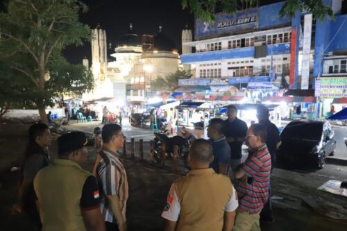 Pemko Banda Aceh akan segera menertibkan Pedagang Kaki Lima (PKL) yang melanggar aturan, terutama yang berjualan di trotoar hingga ke badan jalan
