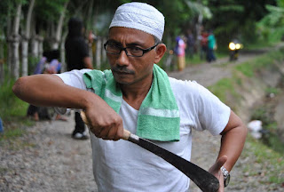 Anggota DPD RI H Sudirman atau Haji Uma