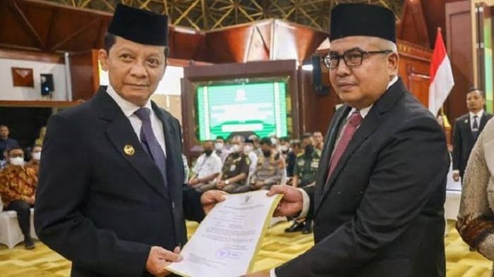 Achmad Marzuki dan Bustami Hamzah
