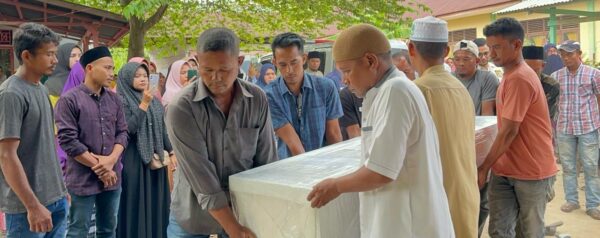 Pemulangan jenazah Zulfikar (34) Warga Ulee Geudong Kecamatan Sawang Kabupaten Aceh Utara yang meninggal dunia di daerah sungai Buloh Malaysia akibat penyakit dalam yang dideritanya