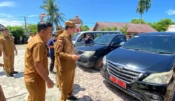 Bupati Aceh Selatan Mirwan MS bersama dengan Wakil Bupati H Baital Mukadis memimpin langsung apel barang milik daerah (aset) yang berlangsung di lapangan naga Tapaktuan, Selasa, 8 April 2025