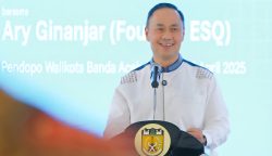 Pendiri Emotional Spiritual Quotient (ESQ) Ary Ginanjar menilai kemerosotan akhlak dan moral seakan menjadi “tsunami” kedua bagi Banda Aceh