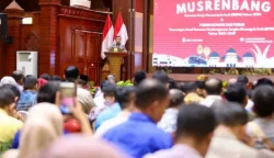 Musrembang Rencana Kerja Pemerintah Aceh (RKPA) tahun 2026 dan Forum Konsultasi Publik Rencana Awal RPJM Aceh tahun 2025-2026 di Anjong Mon Mata Pendopo Gubernur Aceh, Kamis (15/5/2025)