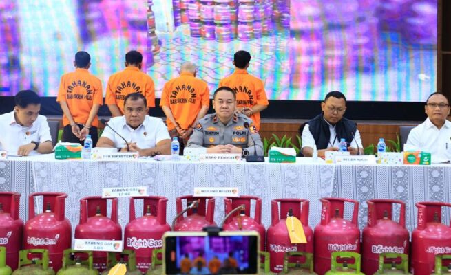 Bareskrim Polri berhasil membongkar sindikat penyalahgunaan gas LPG 3 Kg bersubsidi di Semarang dan Karawang